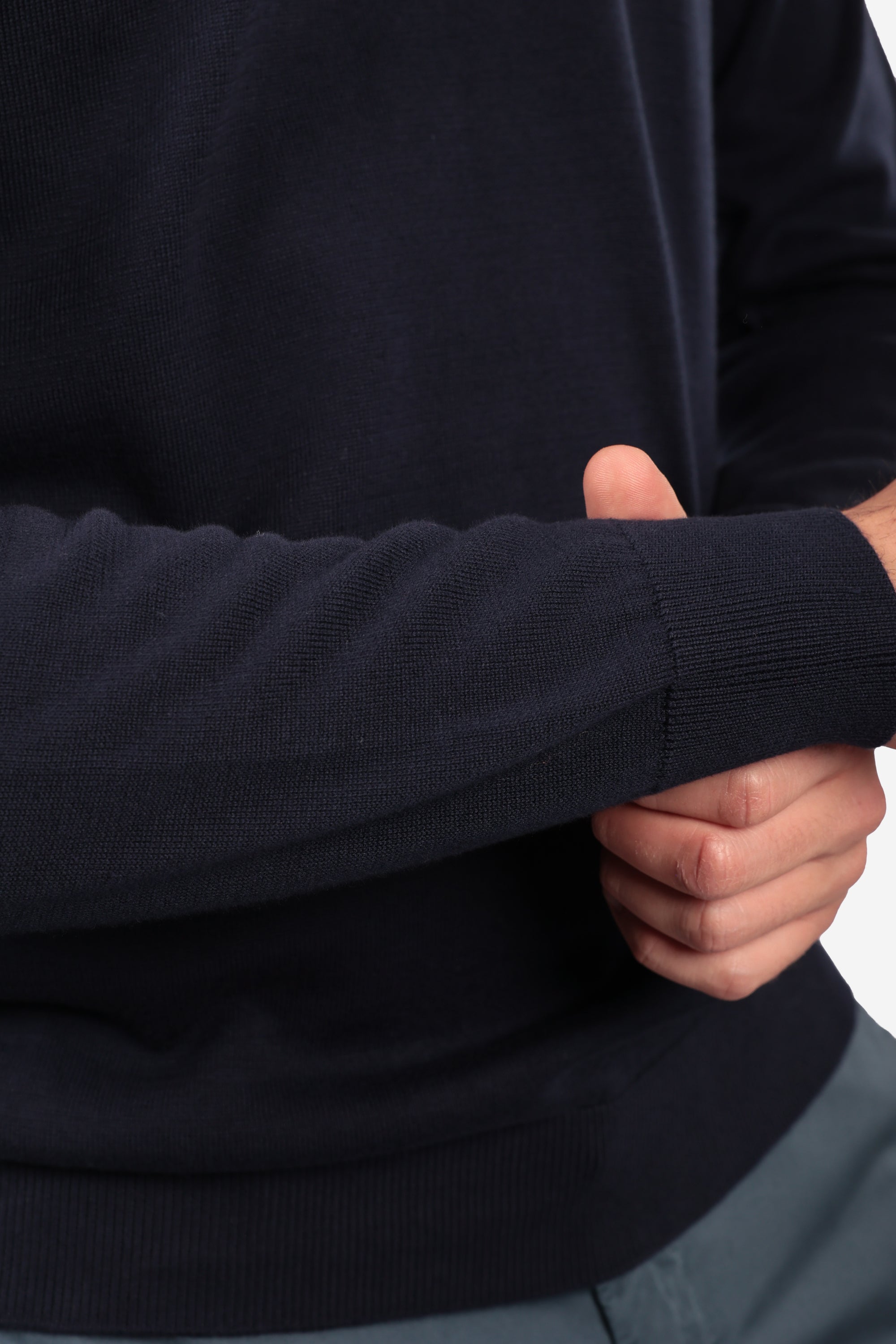 LONG SLEEVE COTTON THREAD SWEATER