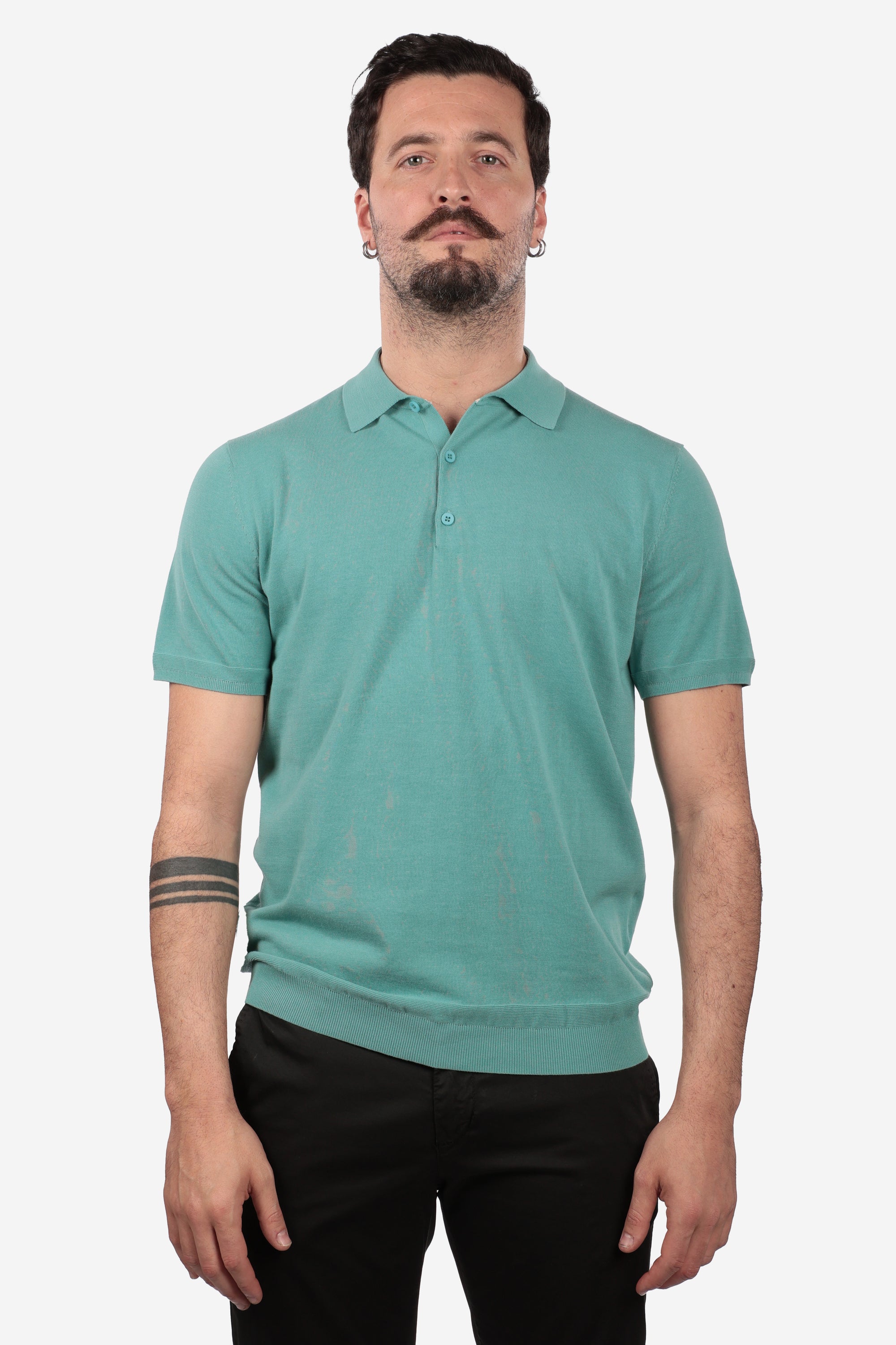 LIGHTWEIGHT 1-BUTTON THREAD POLO