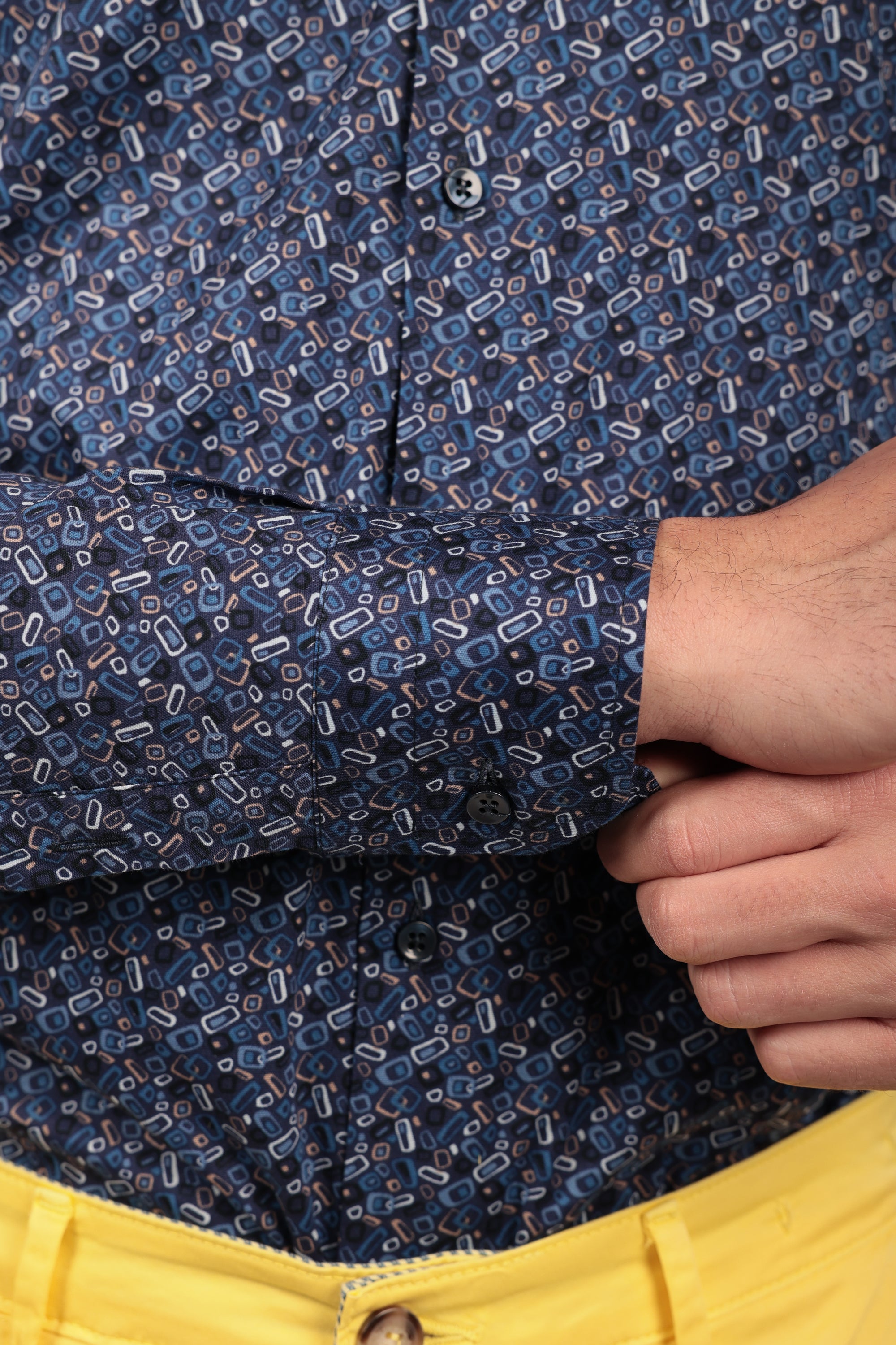 CAMICIA 100% COTONE FACILE STIRO CON FANTASIA LINEE