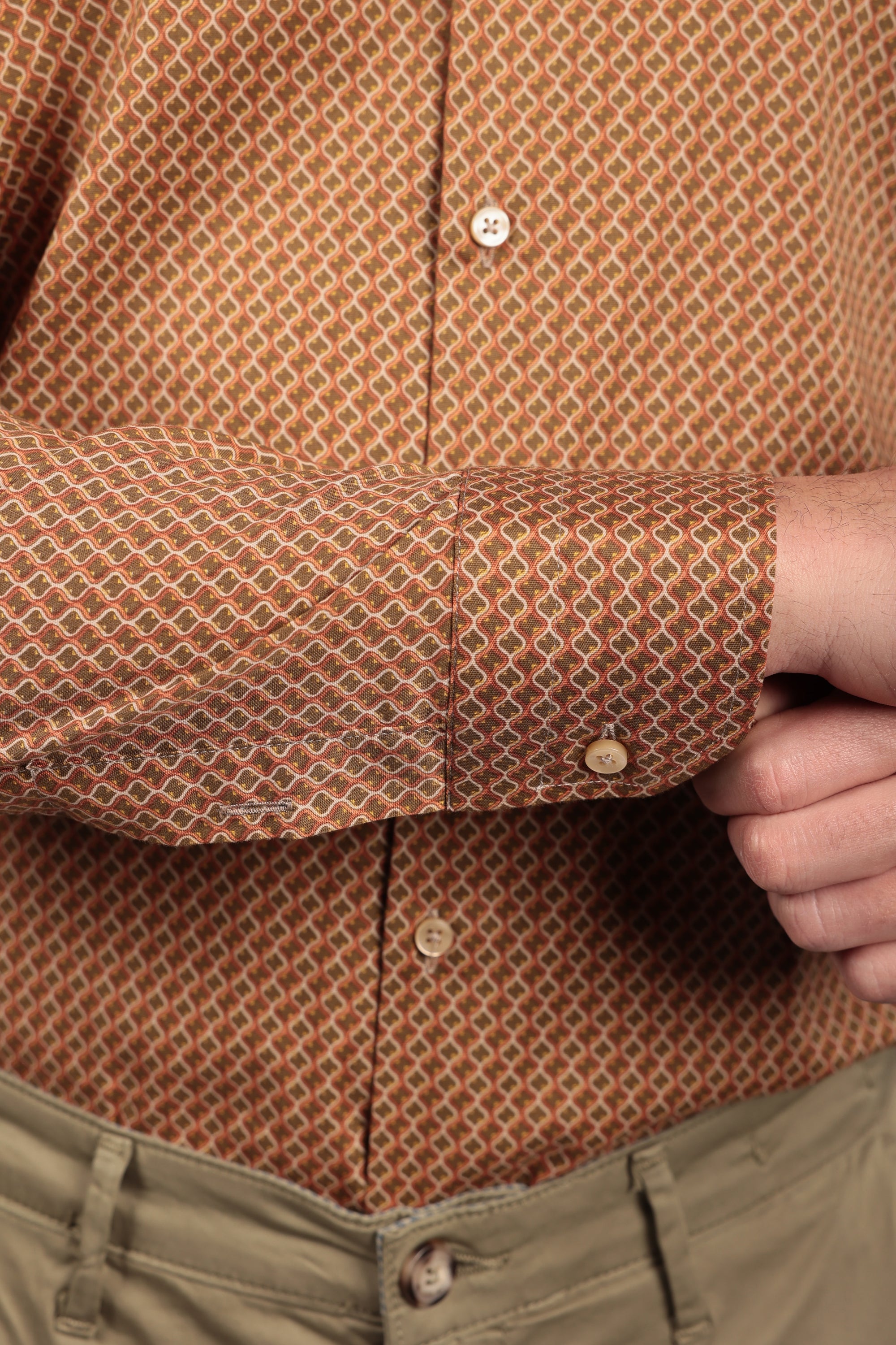 CAMICIA 100% COTONE FACILE STIRO CON FANTASIA ONDA
