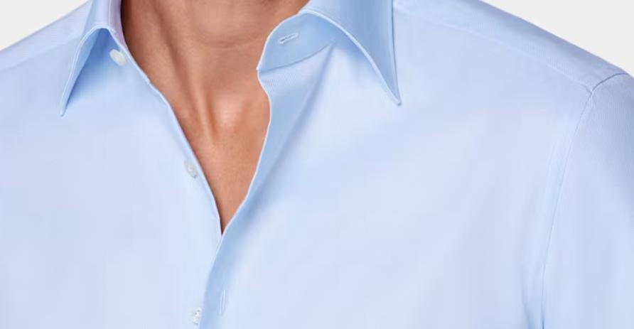 Come abbinare una camicia azzurra uomo: guida pratica per ogni occasione
