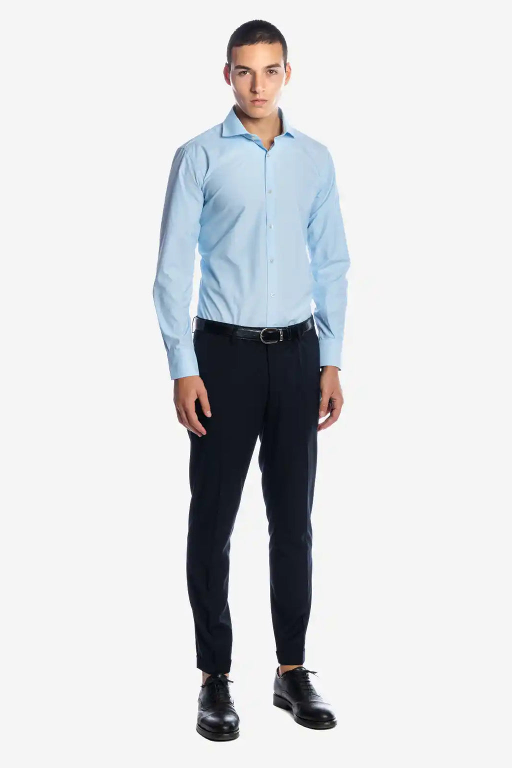 Solid-color cotton shirt
