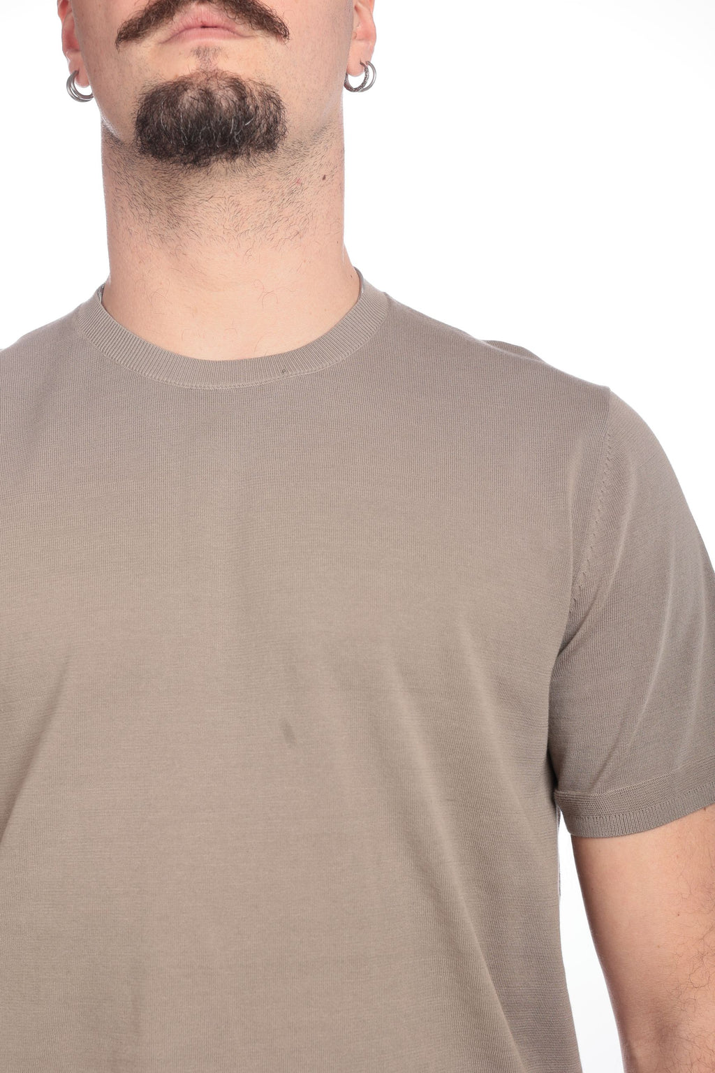 Maglia girocollo tinta unita