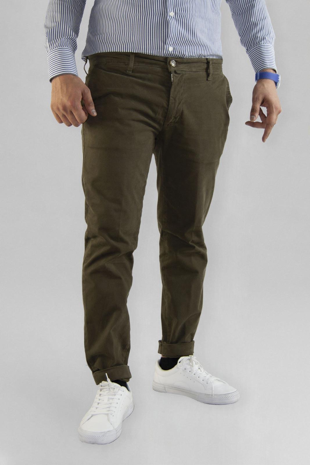 Pantalone raso slim fit capri