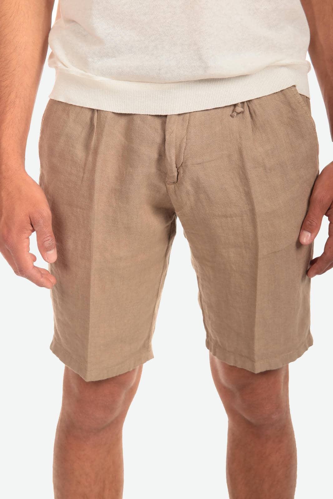 Bermuda in 100% lino con pences