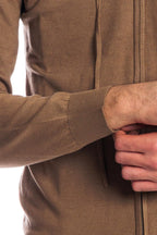 Maglia zip con cappuccio