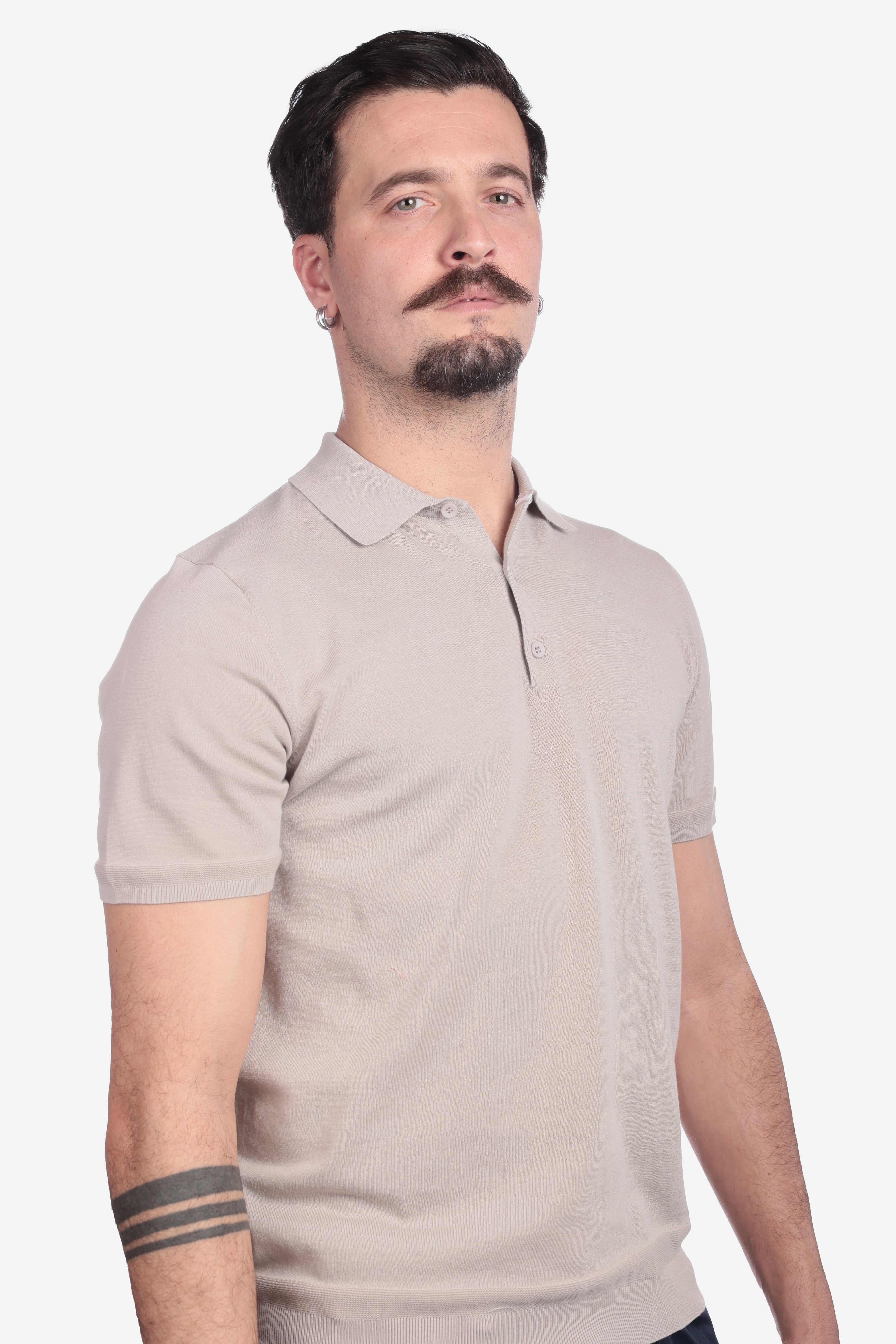 POLO LEGGERA DI FILO A 3 BOTTONI