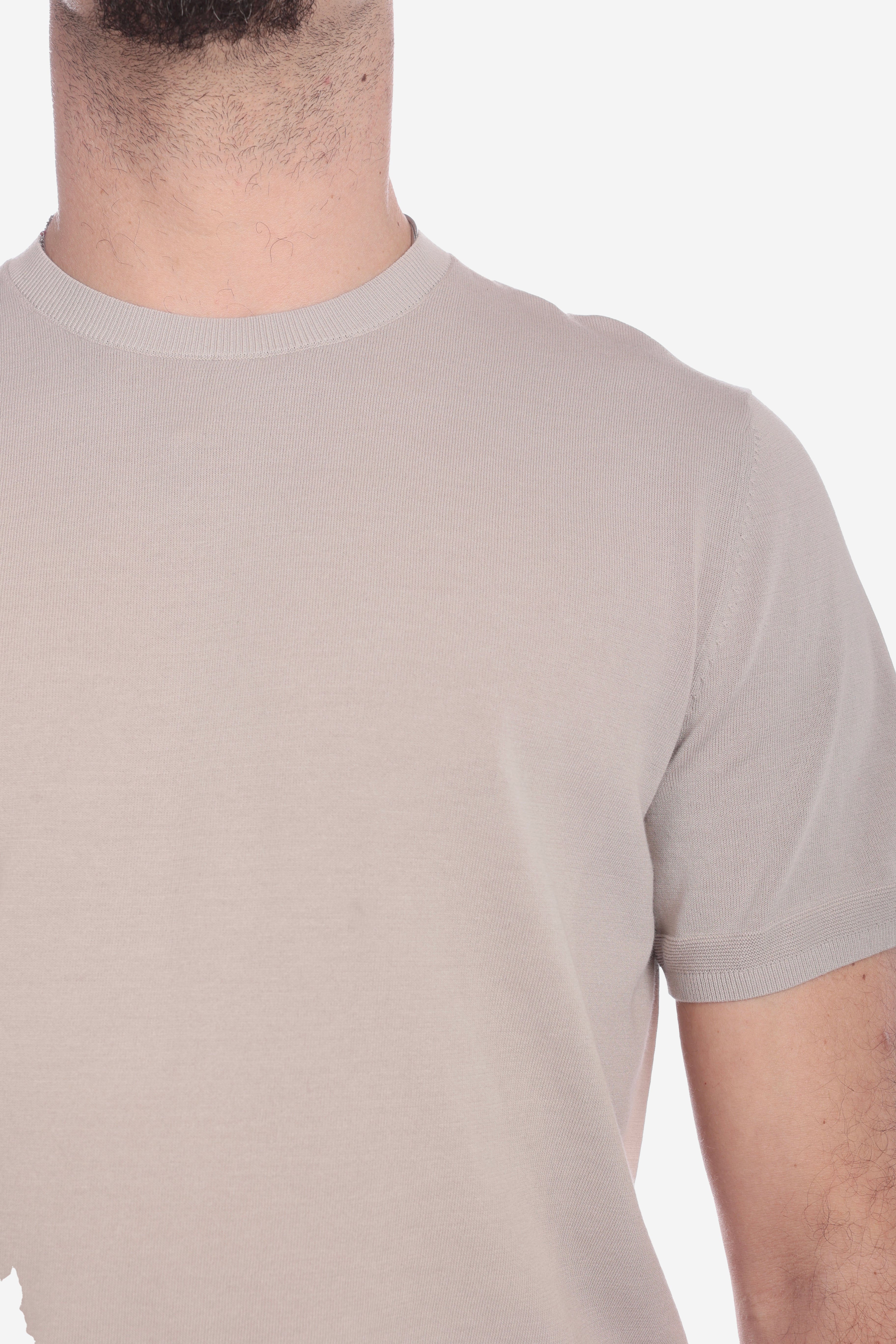 Maglia girocollo tinta unita
