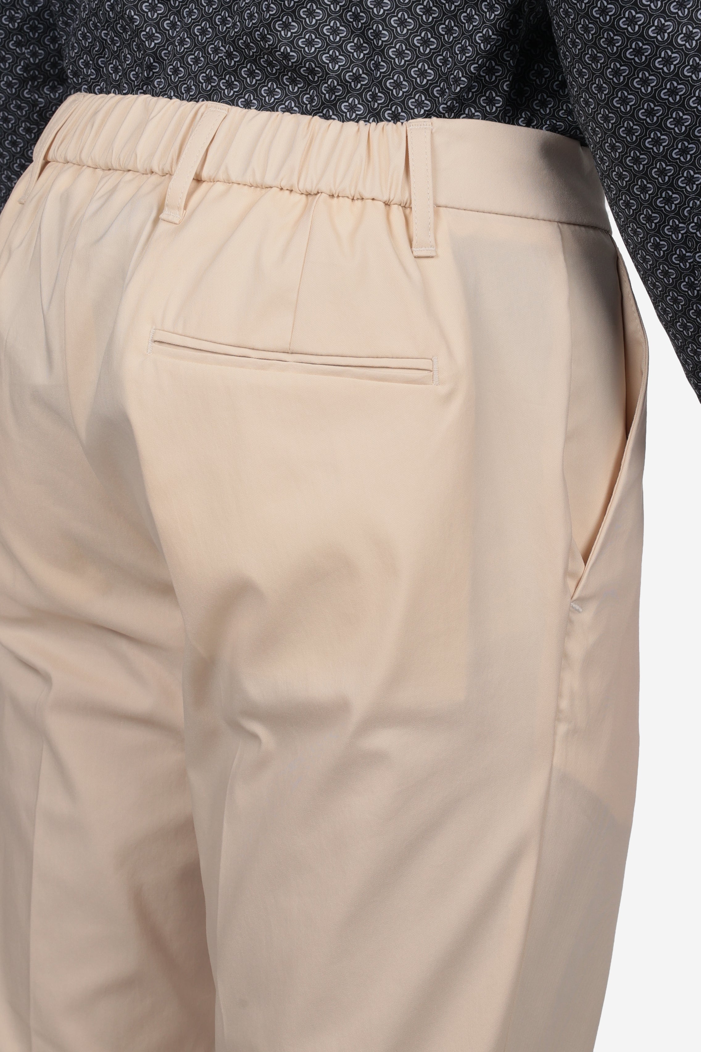 Pantalone di tela