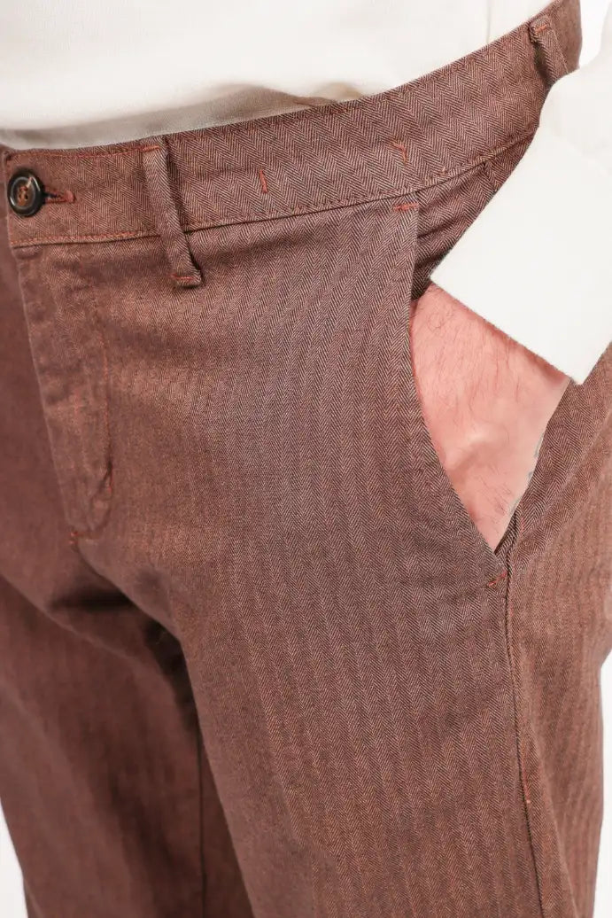 Pantalone in caldo cotone spigato