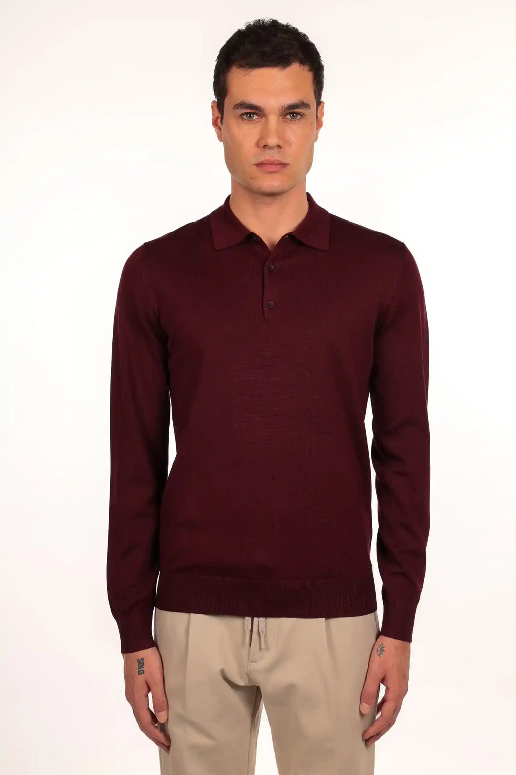 Long-sleeved three-button polo shirt
