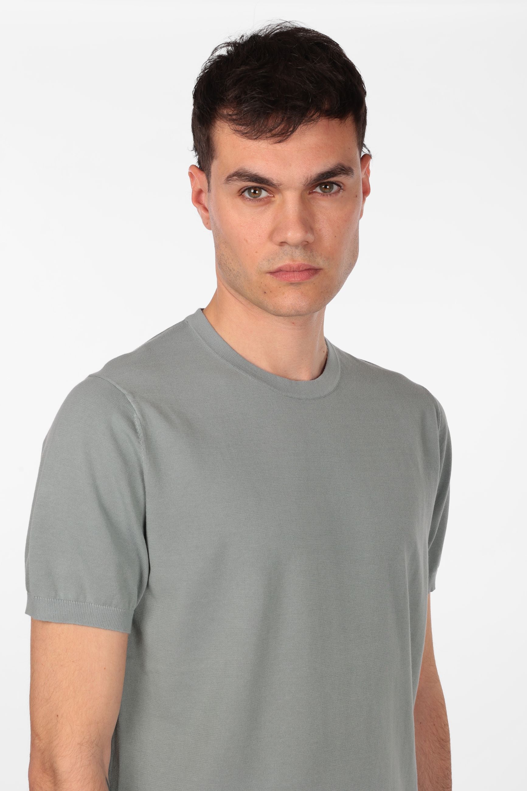Maglia girocollo tinta unita