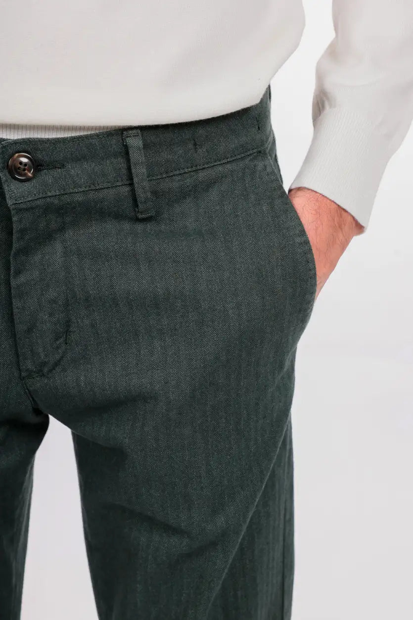 Pantalone in caldo cotone spigato