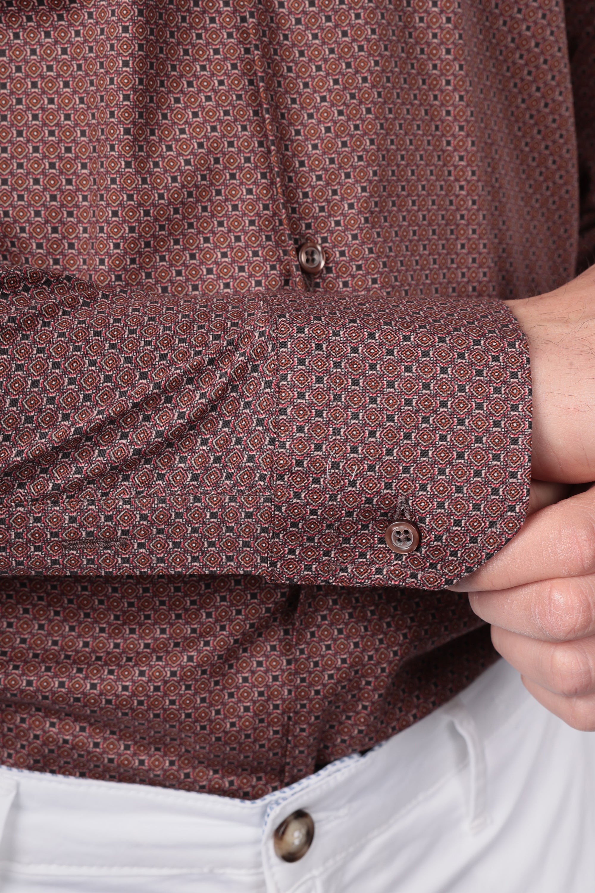CAMICIA 100% COTONE FACILE STIRO CON FANTASIA LABIRINTO