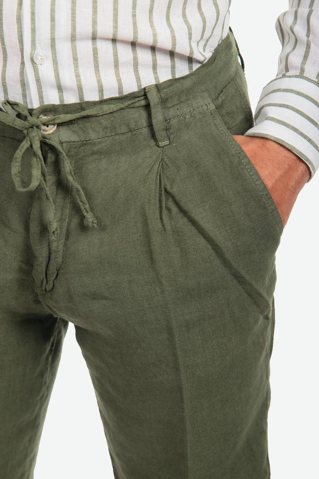Bermuda in 100% lino con pences