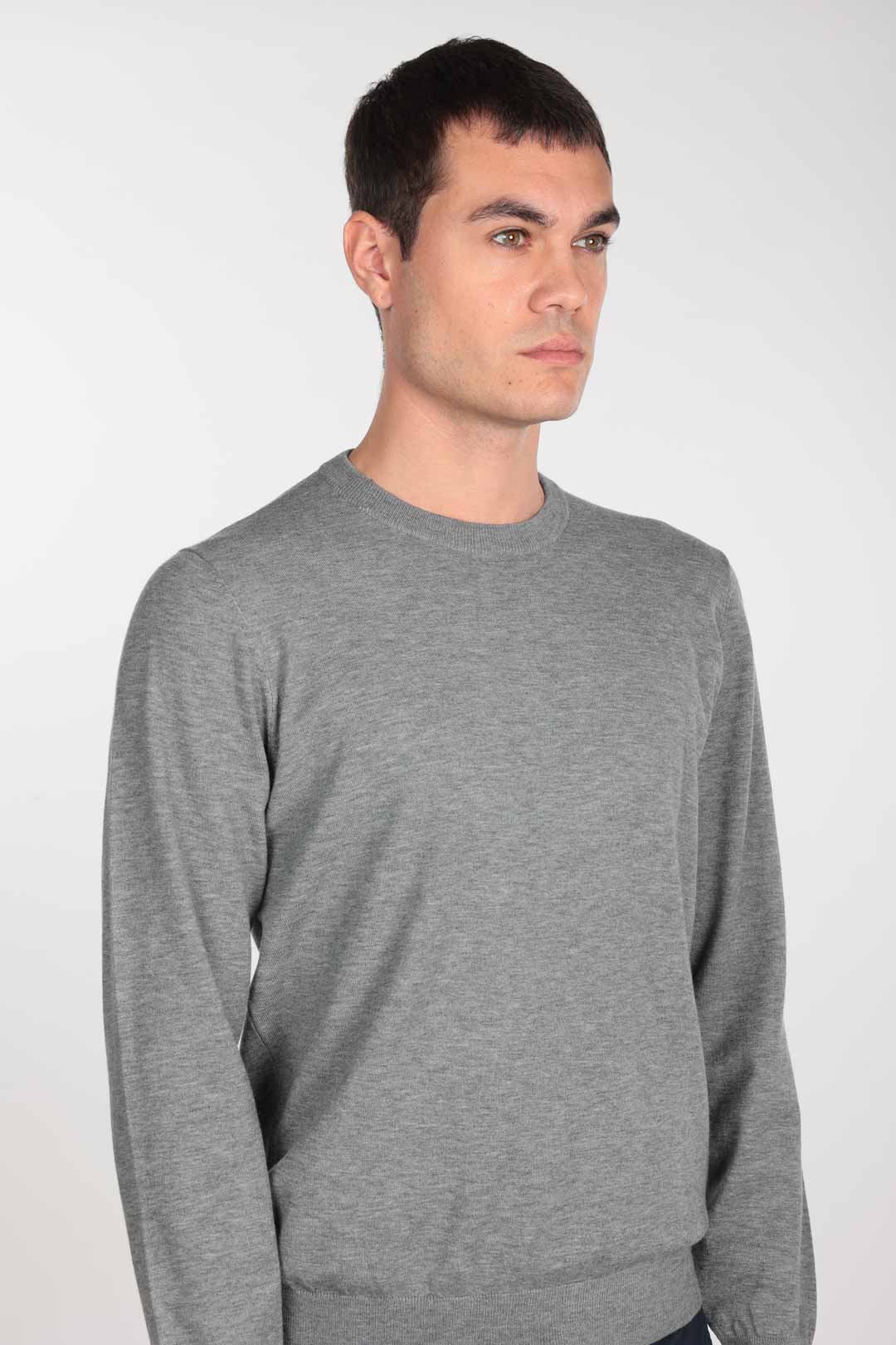 Maglia girocollo in viscosa