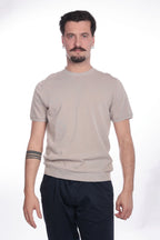 Maglia girocollo tinta unita