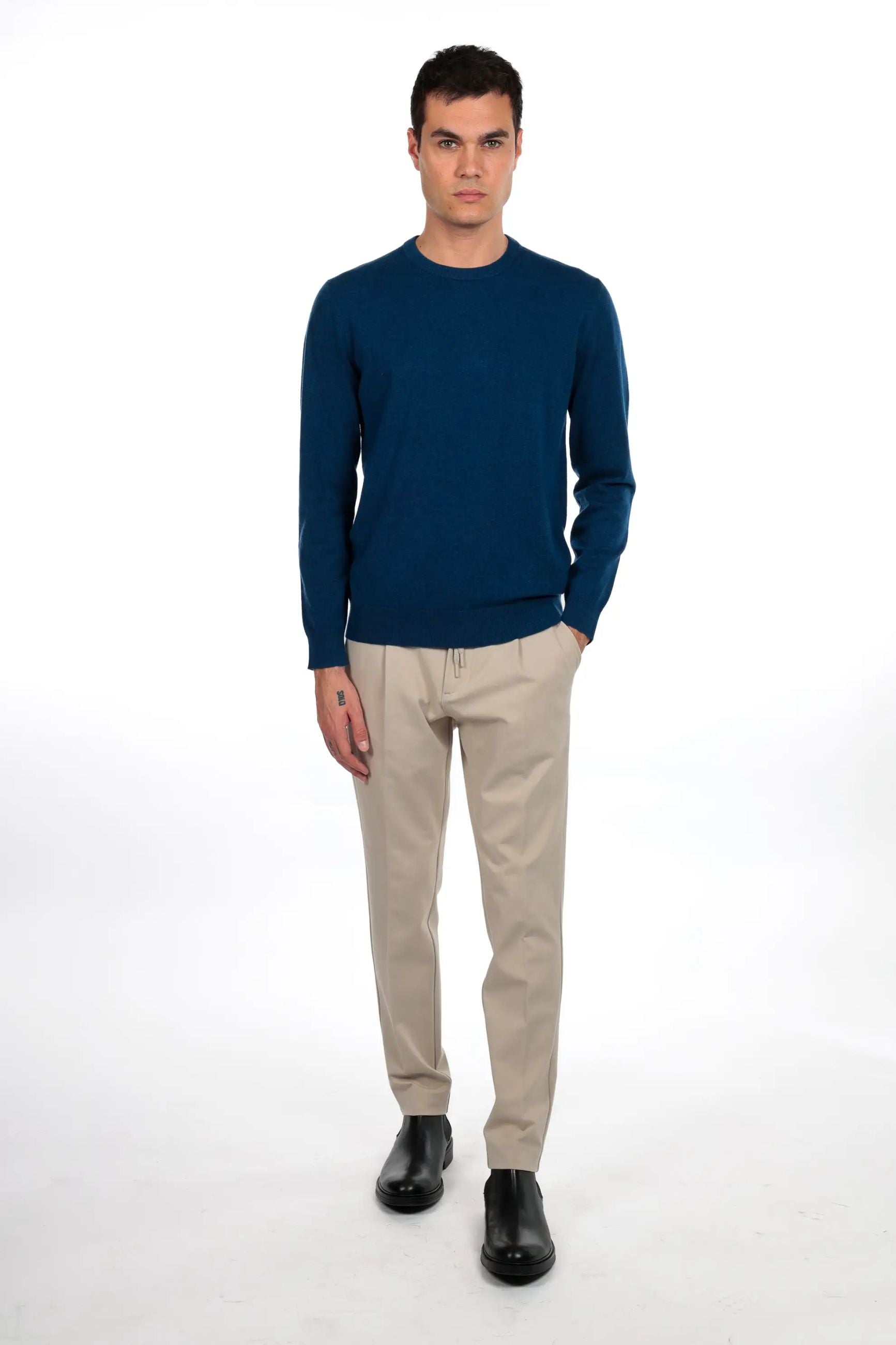 Maglia girocollo tessuto antiallergico effetto lanato