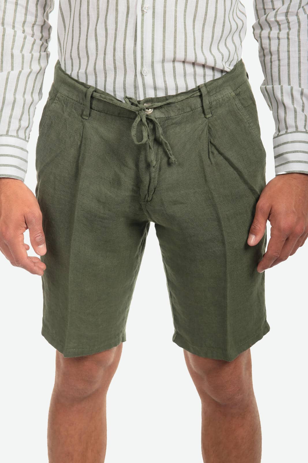 Bermuda in 100% lino con pences