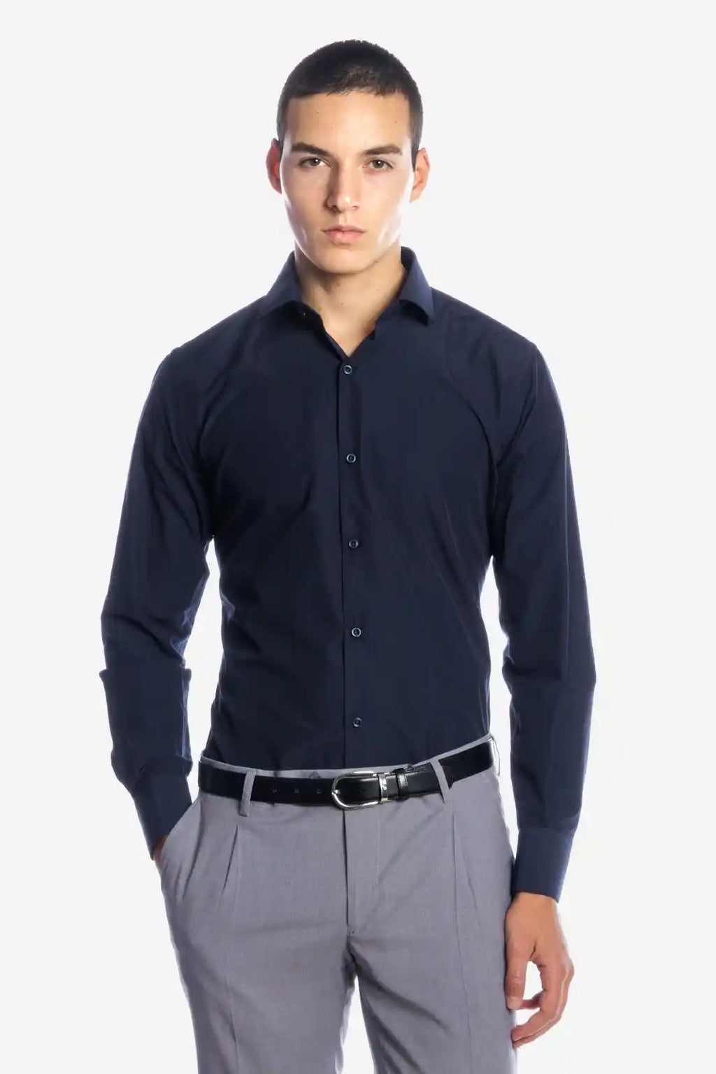 Solid-color cotton shirt